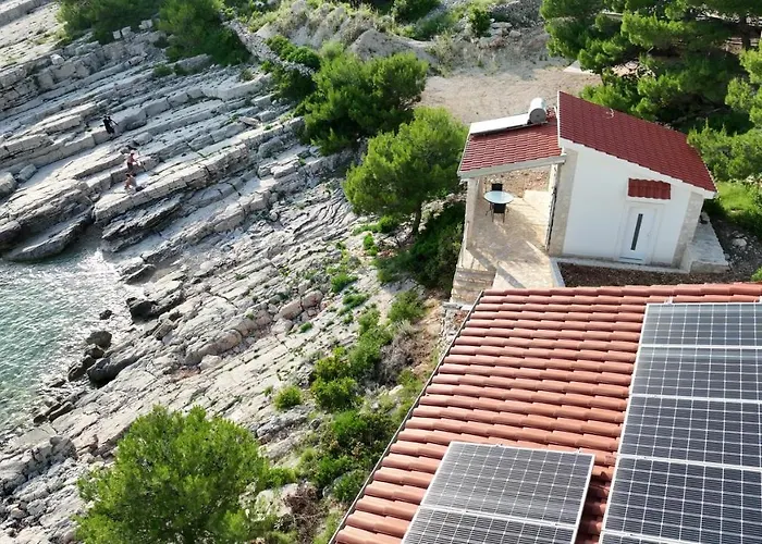 Sol Et Pax Drvenik Veliki